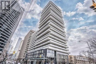 57 St Joseph St in Toronto, ON - Building Photo