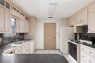 6508 N 16th St in McAllen, TX - Building Photo - Building Photo