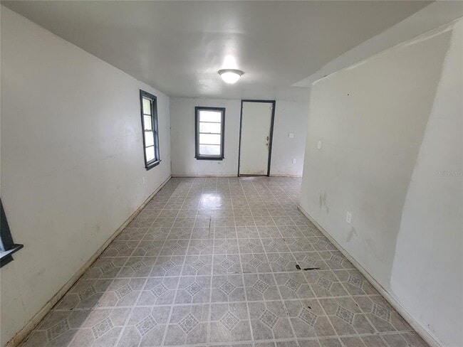 14052 Railroad Ave in Dade City, FL - Building Photo - Building Photo