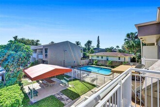 3791 NW 78th Ave-Unit -8 in Hollywood, FL - Building Photo - Building Photo