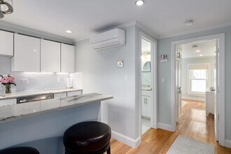 182 Marion St in Boston, MA - Building Photo - Building Photo