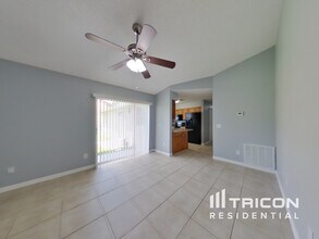 1716 Golden Poppy Ct in Orlando, FL - Building Photo - Building Photo
