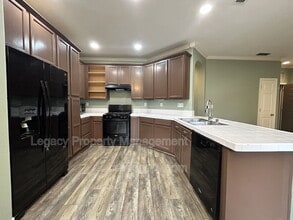 1867 Malachite Way in Roseville, CA - Building Photo - Building Photo