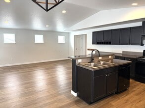 1115 Leepike Ct in Moscow, ID - Building Photo - Building Photo