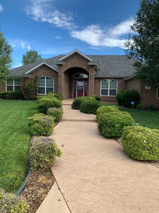 112 Savannah Ct in Clovis, NM - Building Photo