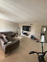 6900 SW 39th St, Unit 302 in Davie, FL - Building Photo - Building Photo