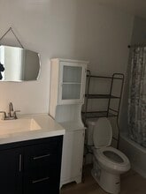 1406 S Green St in Tehachapi, CA - Building Photo - Building Photo