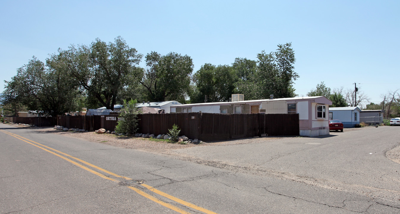 118 Ortega Rd NW in Albuquerque, NM - Building Photo