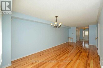 103 Triple Crown Ave in Toronto, ON - Building Photo - Building Photo