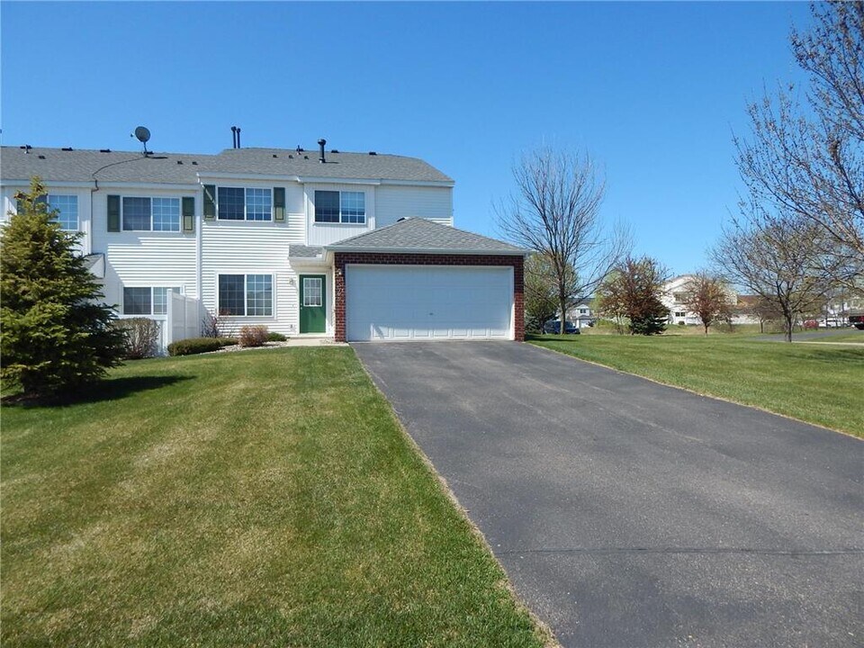 15779 Fjord Ave in Apple Valley, MN - Building Photo