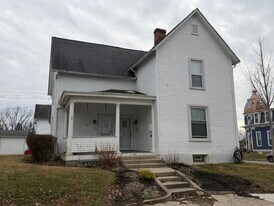 22 1/2-22 1/2 Willis Ave in London, OH - Building Photo