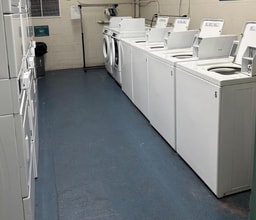 1617 Kapiolani Blvd, Unit 805 in Honolulu, HI - Foto de edificio - Building Photo