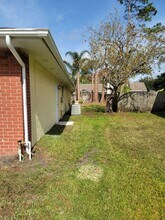 4609 Sun Valley Dr in Tampa, FL - Building Photo - Building Photo