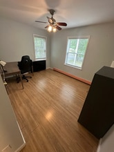 548 Linwood St in Abington, MA - Building Photo - Building Photo
