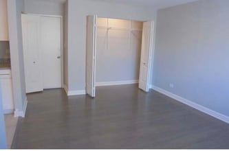 7120 N Sheridan Rd in Chicago, IL - Foto de edificio - Building Photo