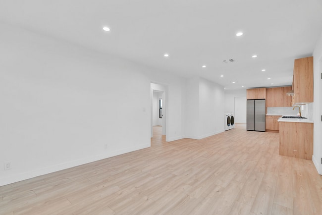 2902 West Blvd in Los Angeles, CA - Building Photo - Building Photo