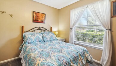 2349 Tigress Ln in Middleburg, FL - Building Photo - Building Photo