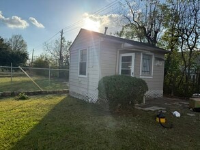 3402 Seabrook St in Houston, TX - Building Photo - Building Photo