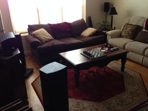 156 Green St, Unit 305 in Boston, MA - Building Photo - Building Photo