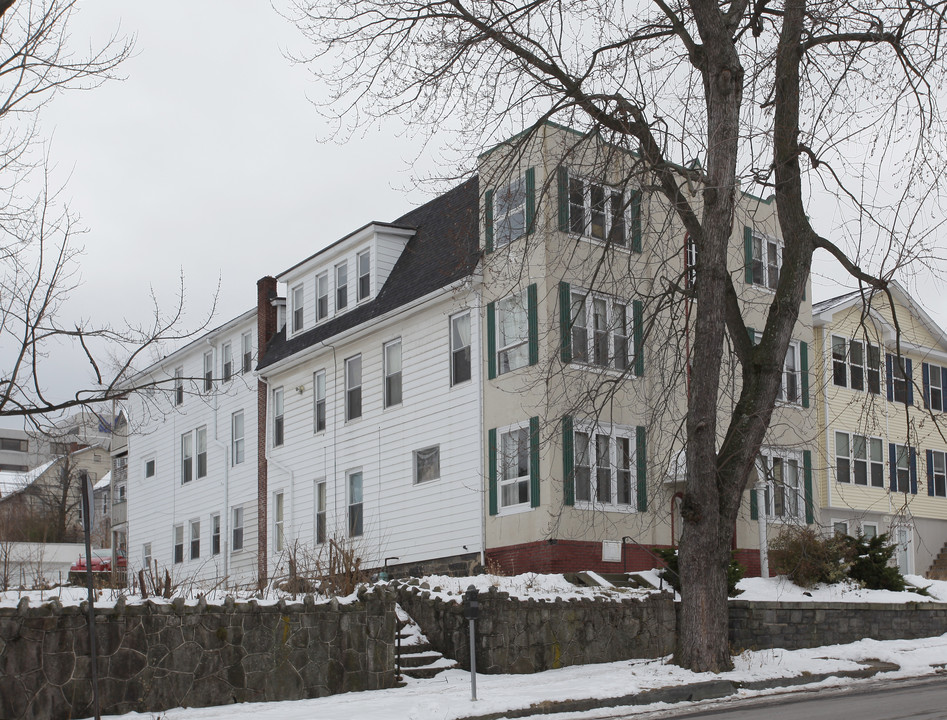 742 Madison Ave in Scranton, PA - Building Photo