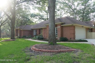 10996 Raley Creek Dr S in Jacksonville, FL - Foto de edificio - Building Photo