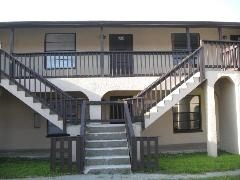 3950 Lora St in Ft. Myers, FL - Foto de edificio - Building Photo