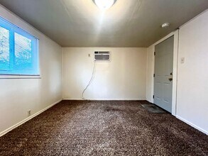 706 S 4th Ave-Unit -2 in Yakima, WA - Building Photo - Building Photo