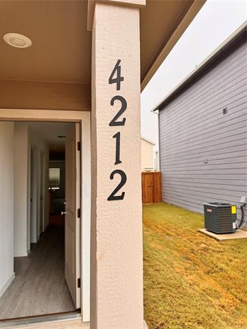 4212 Brumby Rd in Aubrey, TX - Foto de edificio - Building Photo