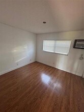 5192 NE 6th Ave in Oakland Park, FL - Building Photo - Building Photo
