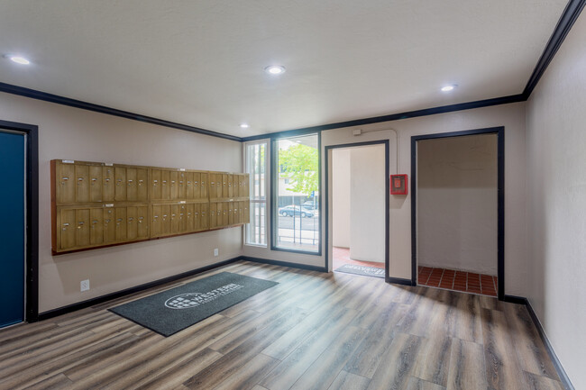 470 Apartments in San Jose, CA - Foto de edificio - Interior Photo