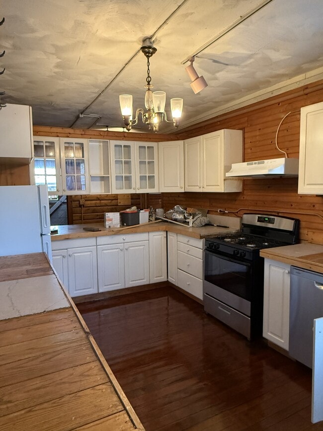 property at 15 Wabank Rd