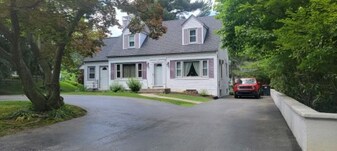 2216 Marsh Rd in Wilmington, DE - Building Photo