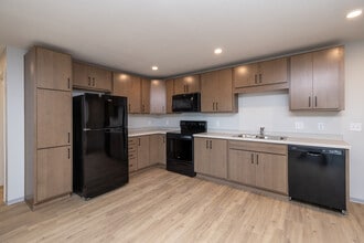 Lakefield Apartments in Minneapolis, MN - Foto de edificio - Interior Photo