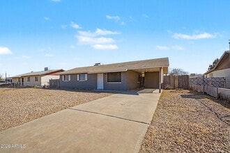 1319 W Tulip Pl in Casa Grande, AZ - Building Photo - Building Photo