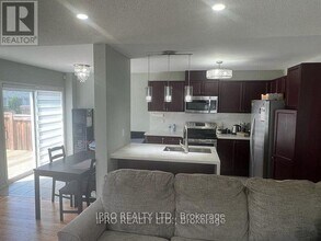 25 Hornett Way in Ajax, ON - Building Photo - Building Photo