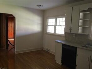 842 Donnell St in Kernersville, NC - Building Photo - Building Photo