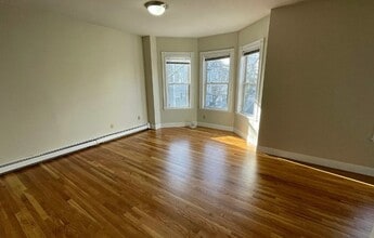 164 Putnam Ave, Unit 168 in Cambridge, MA - Building Photo - Building Photo