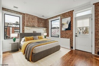 35 Main St in Millburn, NJ - Building Photo - Building Photo