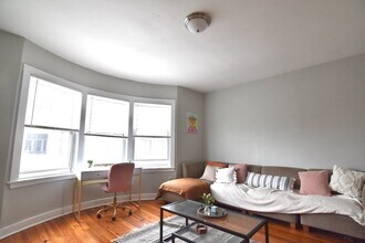 2 Bay St in Boston, MA - Building Photo - Building Photo