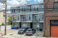 631-635 N 13th St in Philadelphia, PA - Foto de edificio - Building Photo