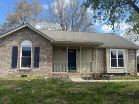 304 Parkside Ct in Nashville, TN - Building Photo