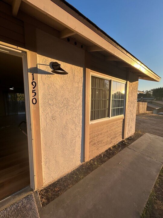 1950 Washington St in Lemon Grove, CA - Building Photo