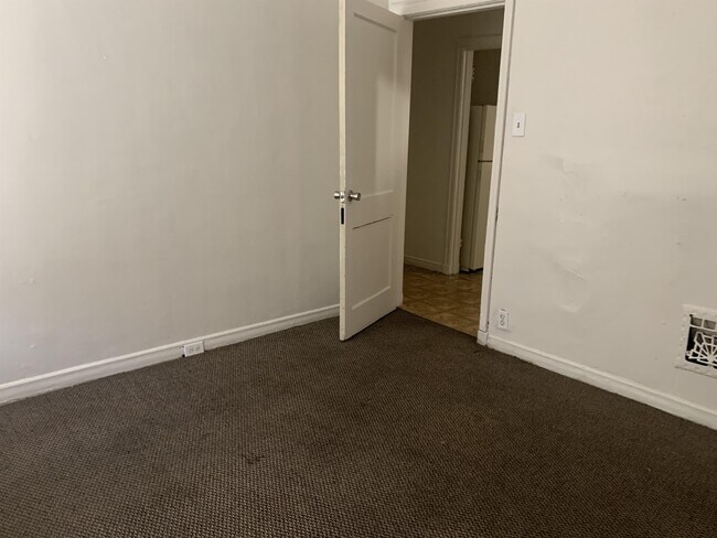 5478 Queens Ave-Unit -2N in St. Louis, MO - Foto de edificio - Building Photo