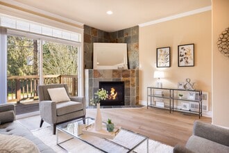 17811 80th Ave NE in Kenmore, WA - Building Photo - Building Photo