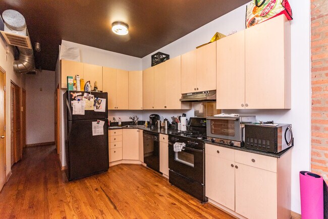 617 N Racine Ave in Chicago, IL - Building Photo - Building Photo