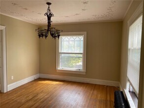 31 N Goodman St in Rochester, NY - Building Photo - Building Photo
