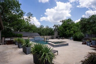 3305 Laurel Cir in Austin, TX - Building Photo - Building Photo