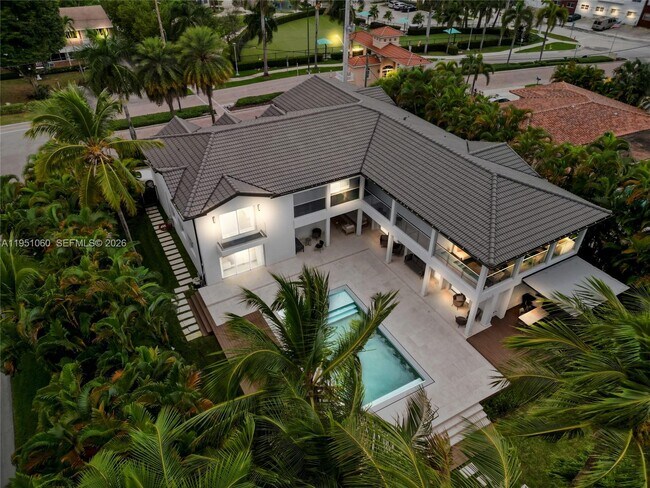 431 Layne Blvd in Hallandale Beach, FL - Building Photo - Building Photo