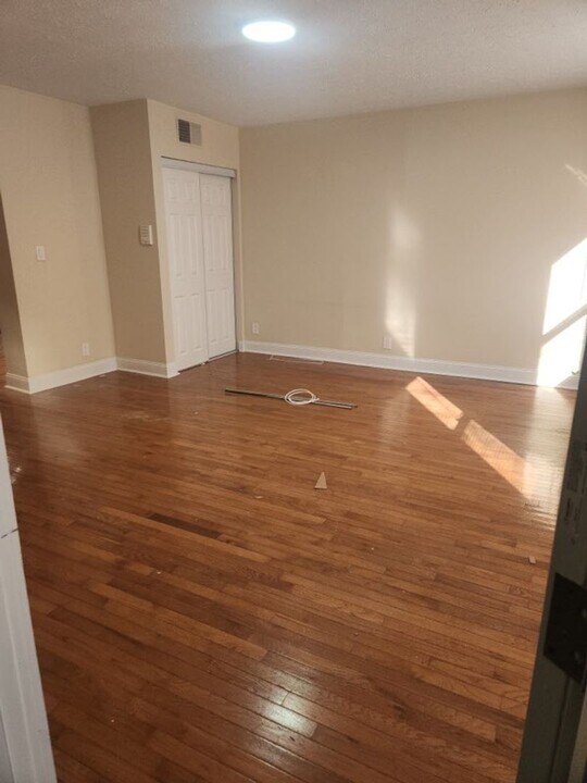 1601 Broadway in Cincinnati, OH - Building Photo