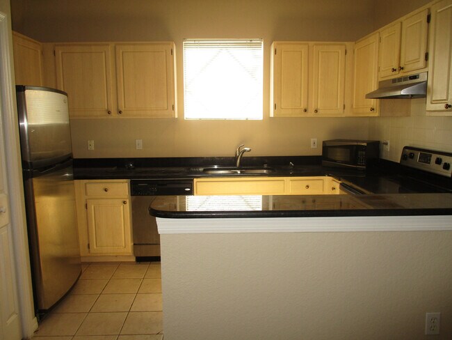 2554 Legacy Lake Dr in Maitland, FL - Building Photo - Building Photo